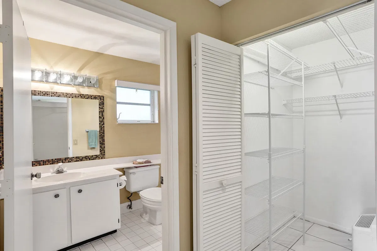 Residence photo 34