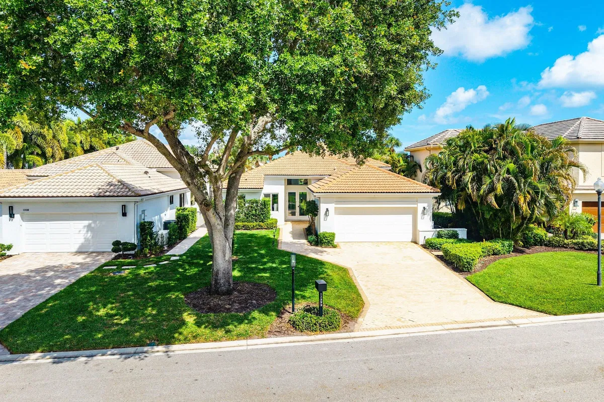 Frenchman's Creek Residence