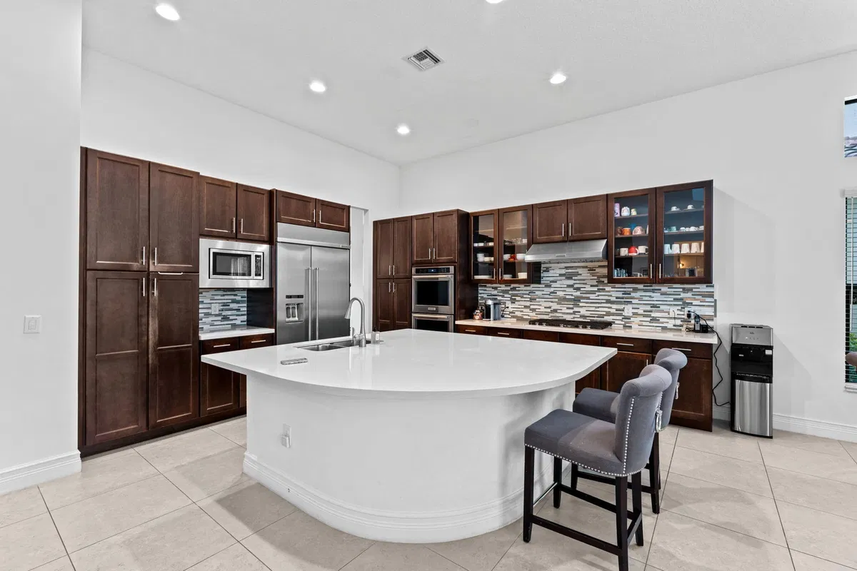 Hyder Agr Pud Residence photo 13