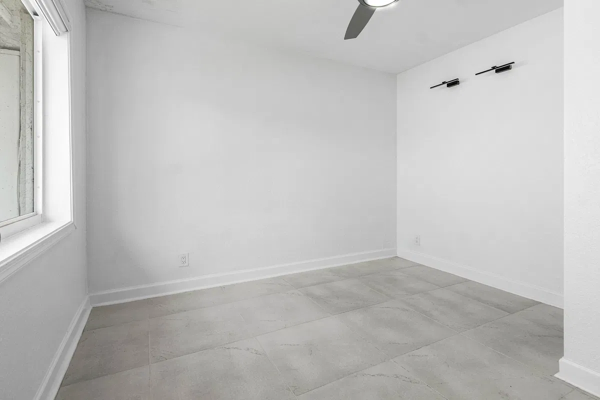 Residence photo 19