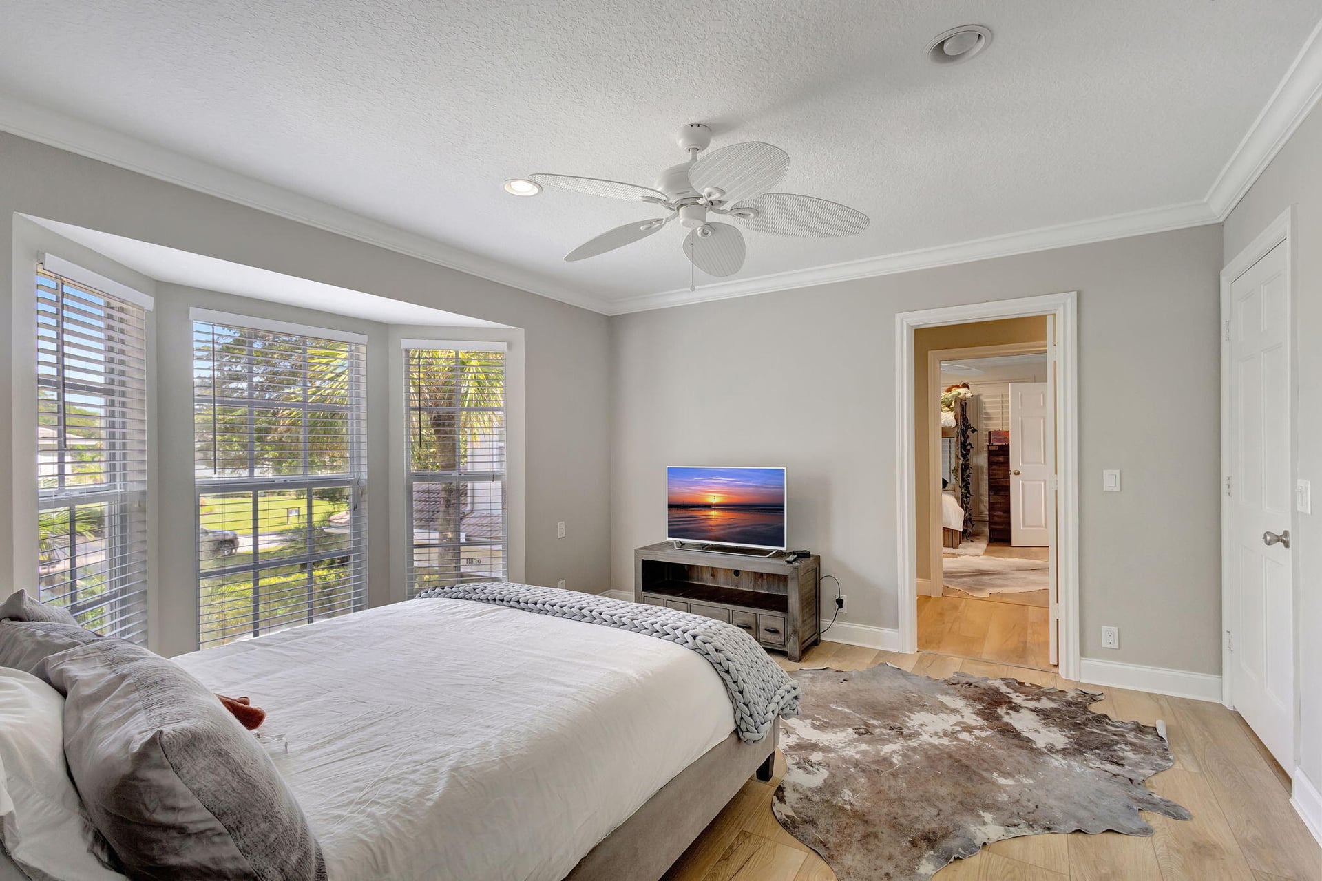 First Fairway Residence photo 43