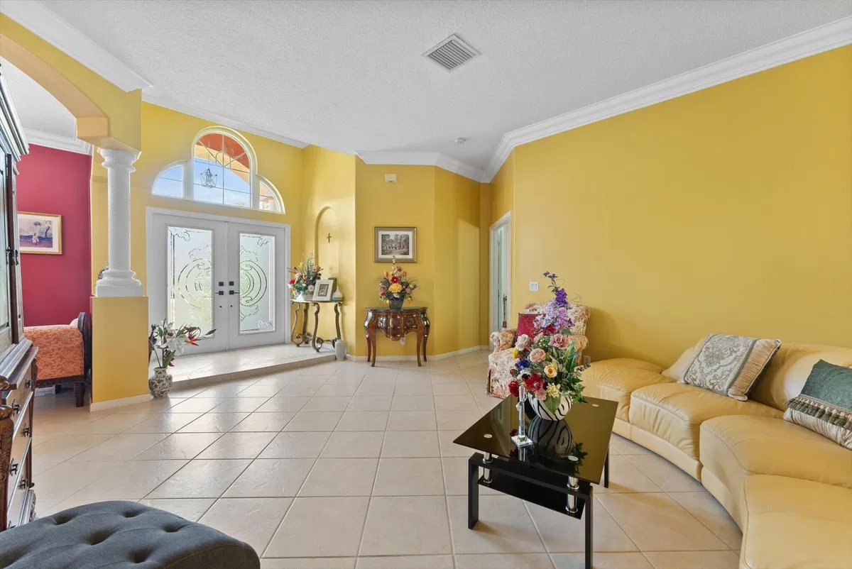 Residence photo 4