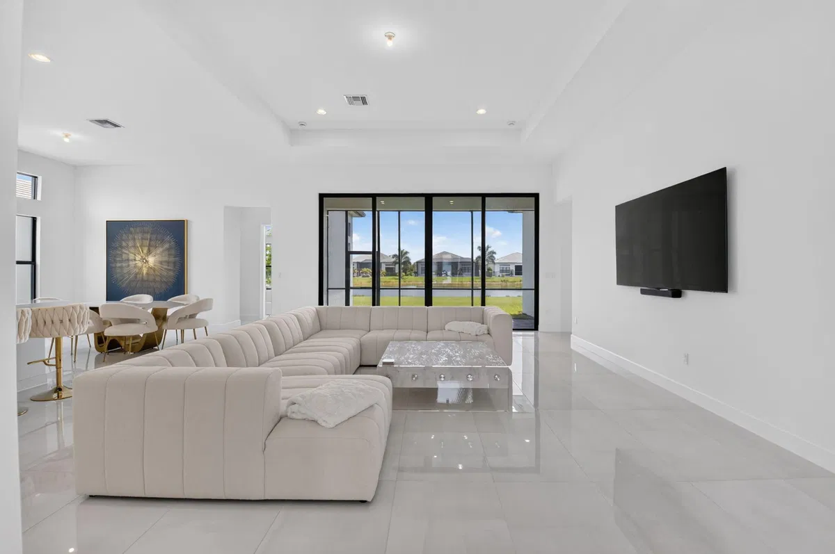  Residence photo 10