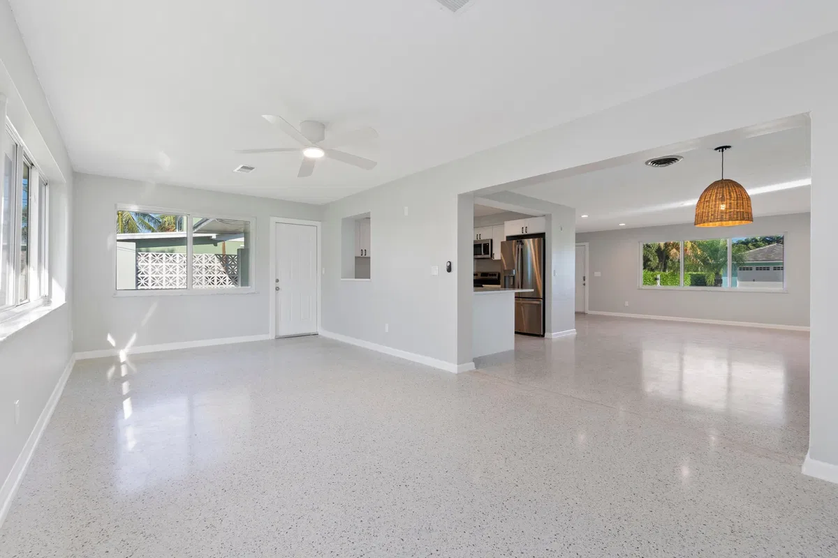 Rocky Point Residence photo 16