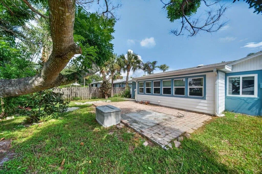 Residence photo 10