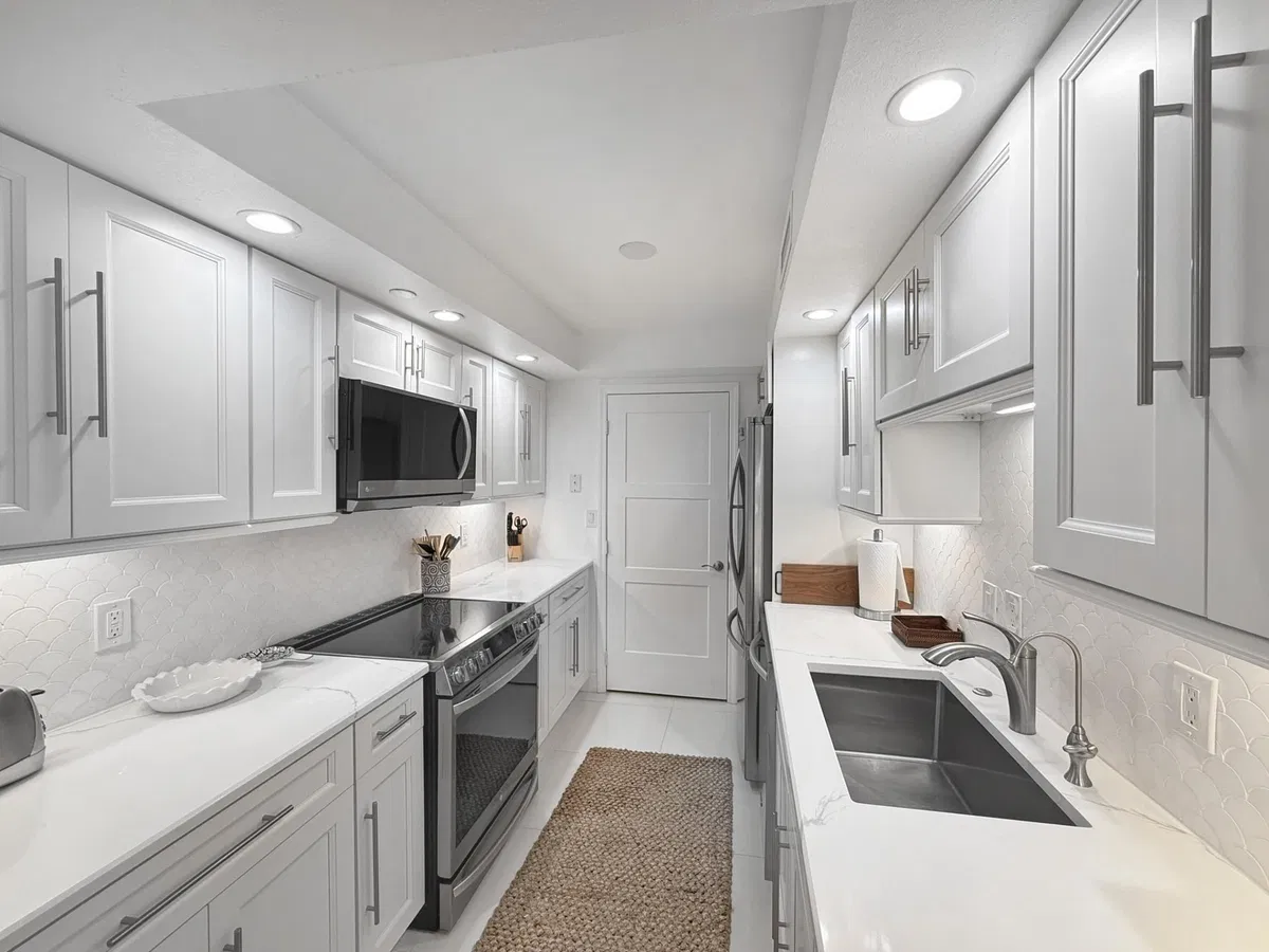 Tiara Singer Island Unit 20-G photo 10