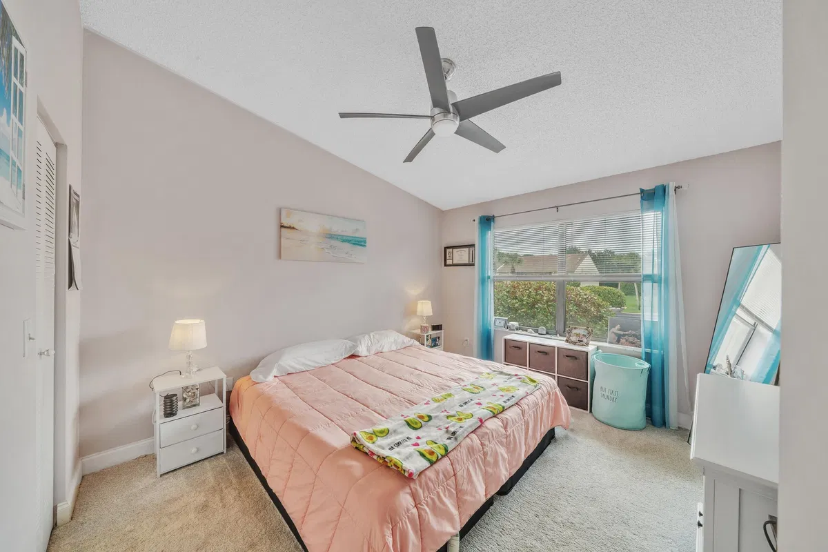  Unit 1626 photo 31
