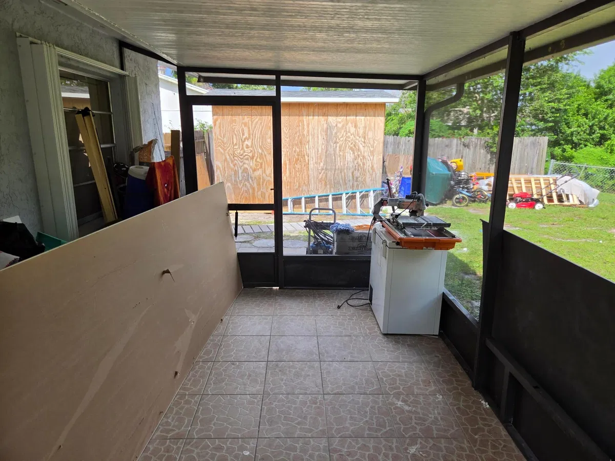 Residence photo 16