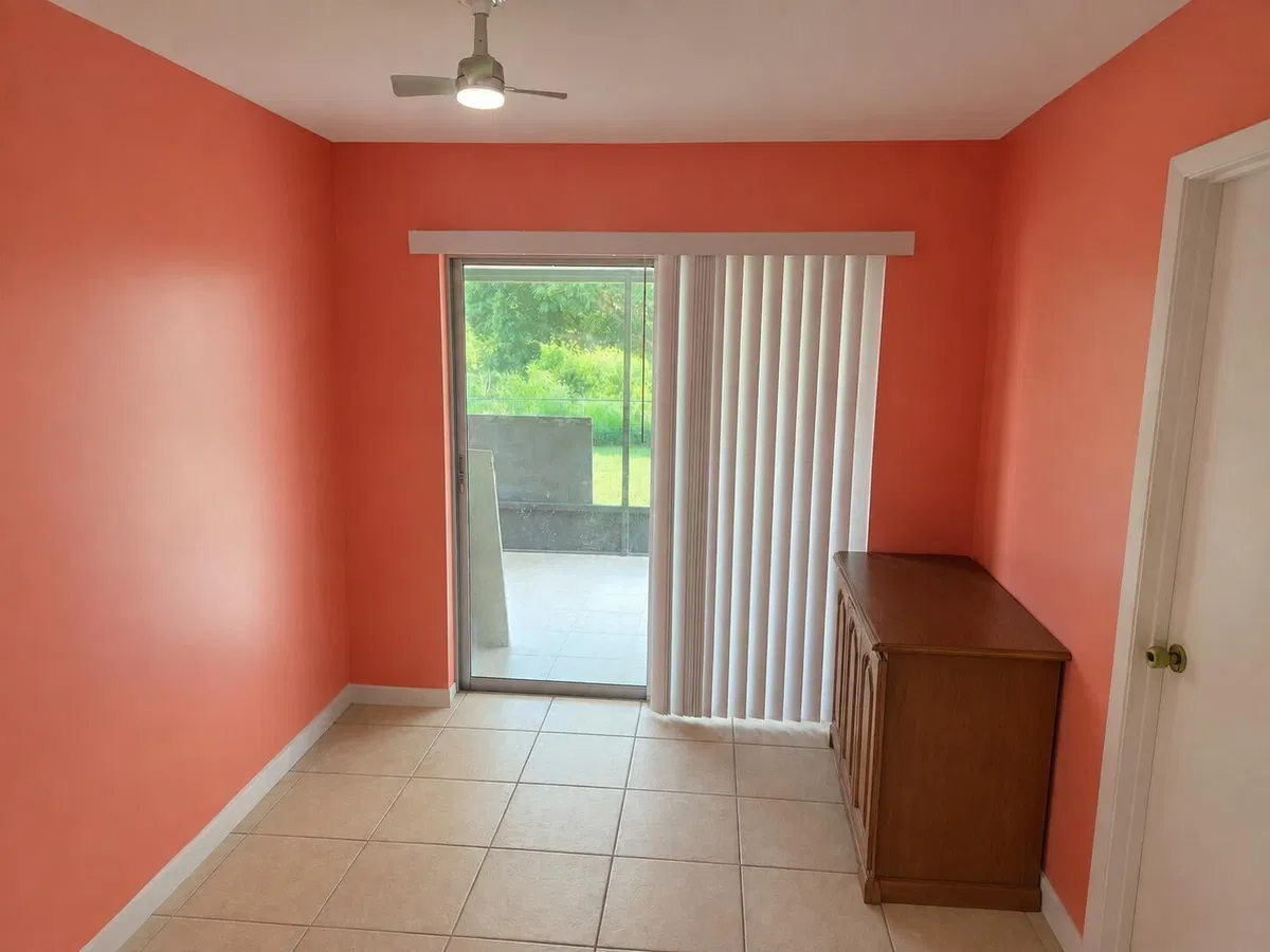 Residence photo 19