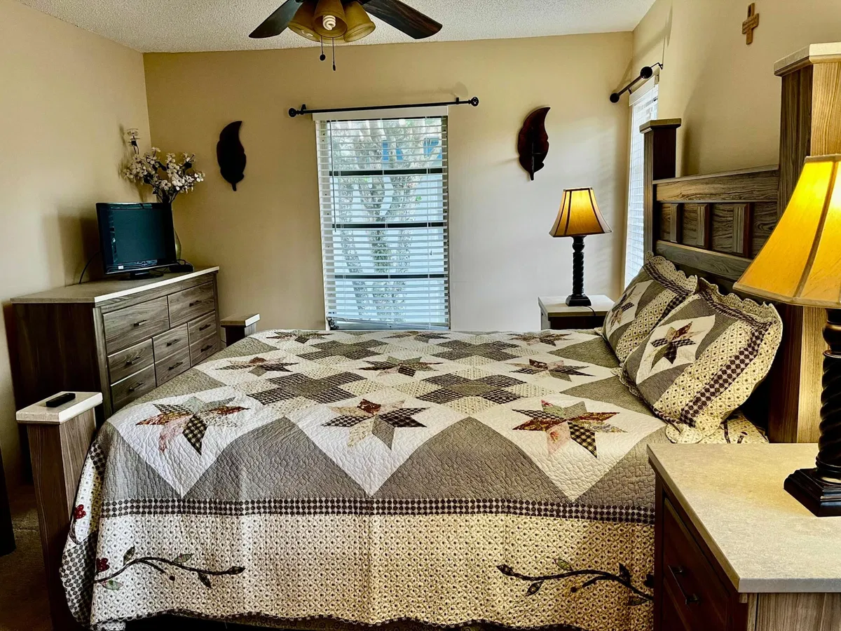 Unit 203 photo 40