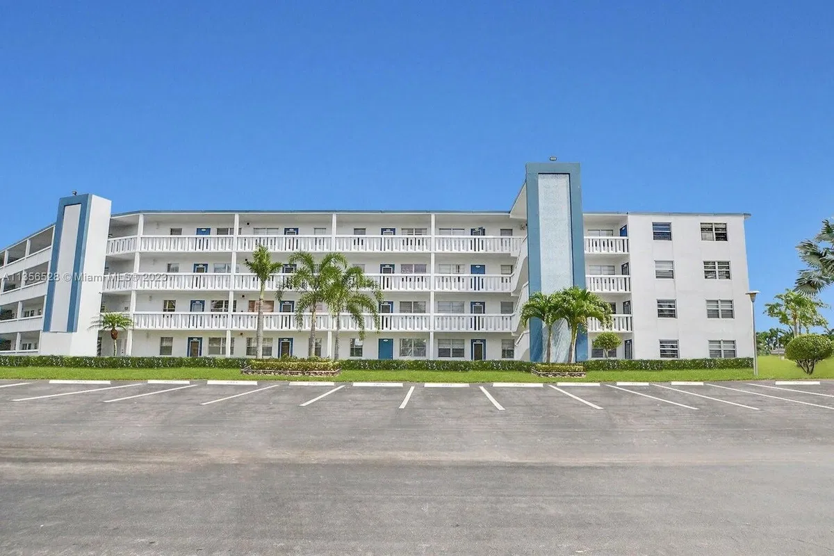 Residence photo 22