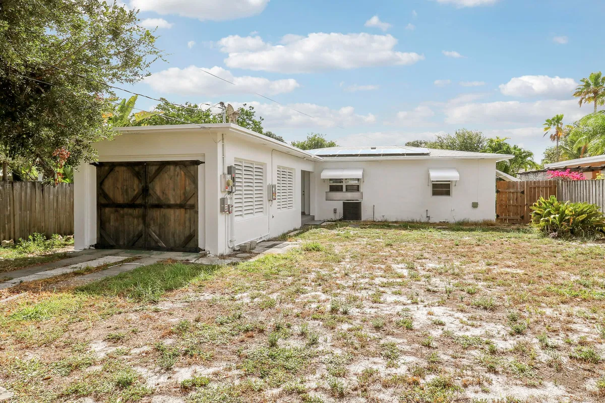 Residence photo 19