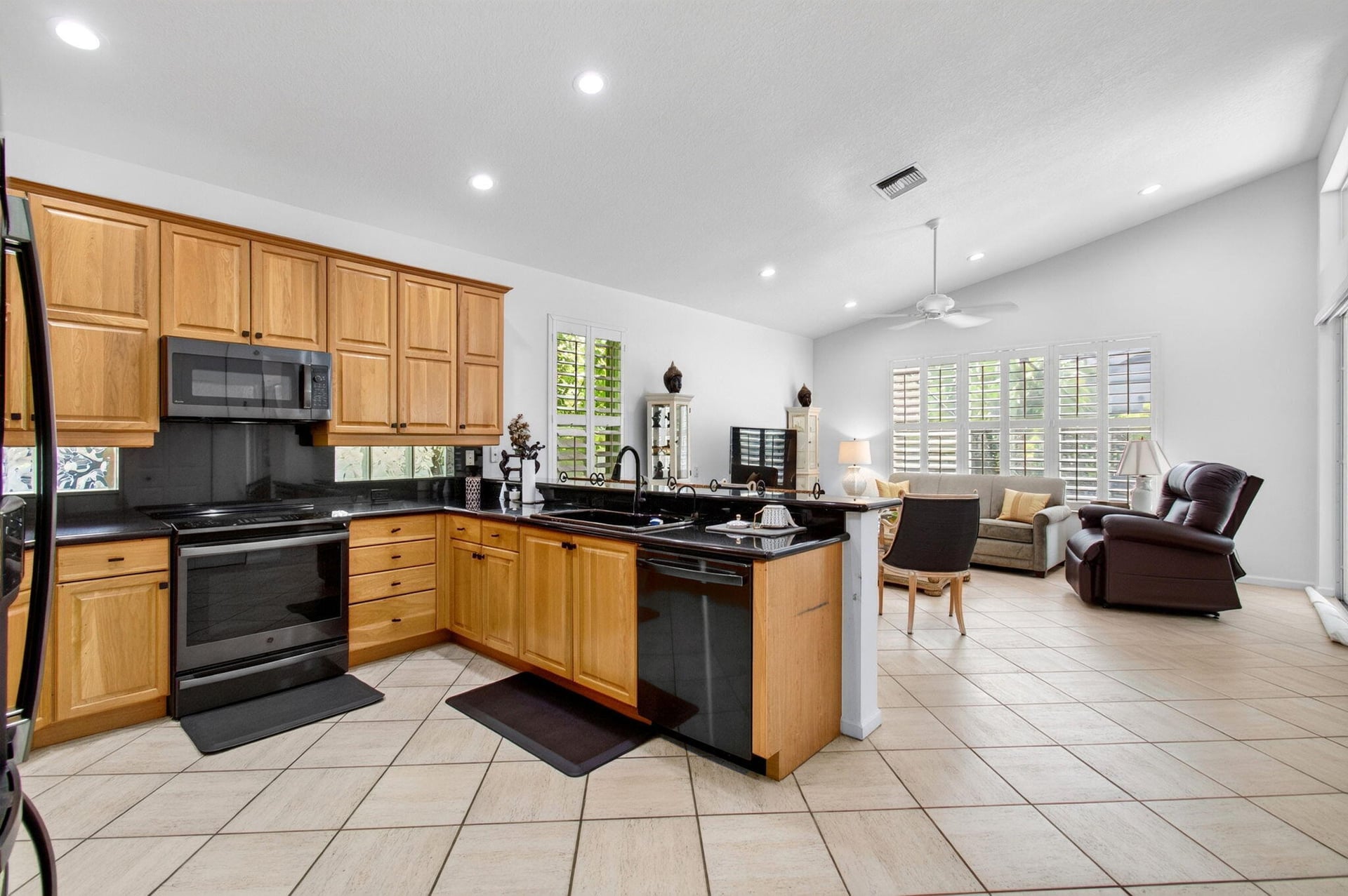 Residence photo 25