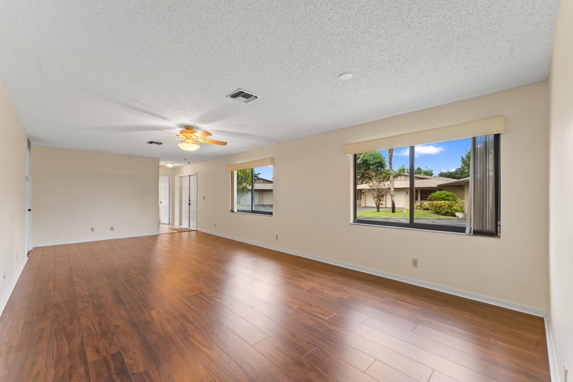  Residence photo 7