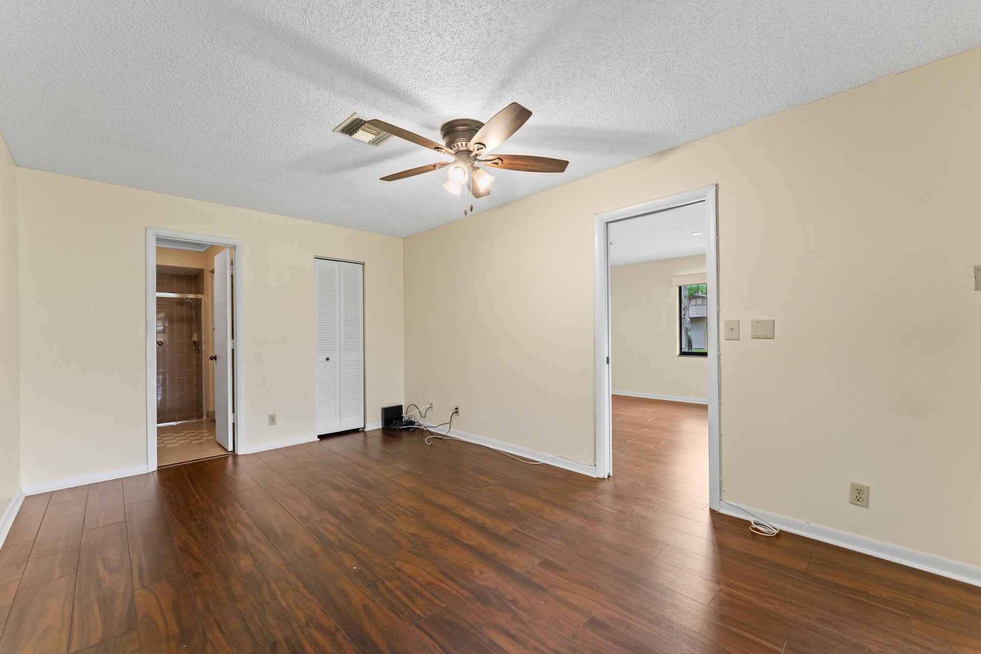  Residence photo 16