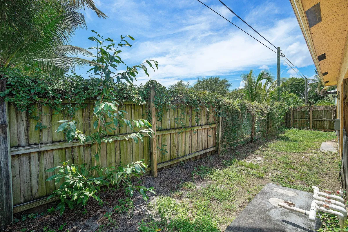 Residence photo 31