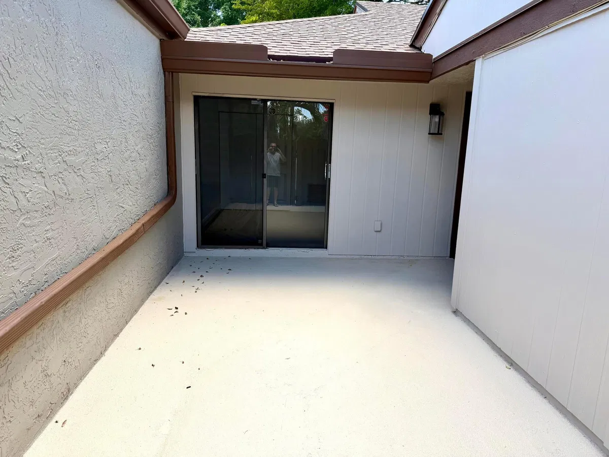 Residence photo 4