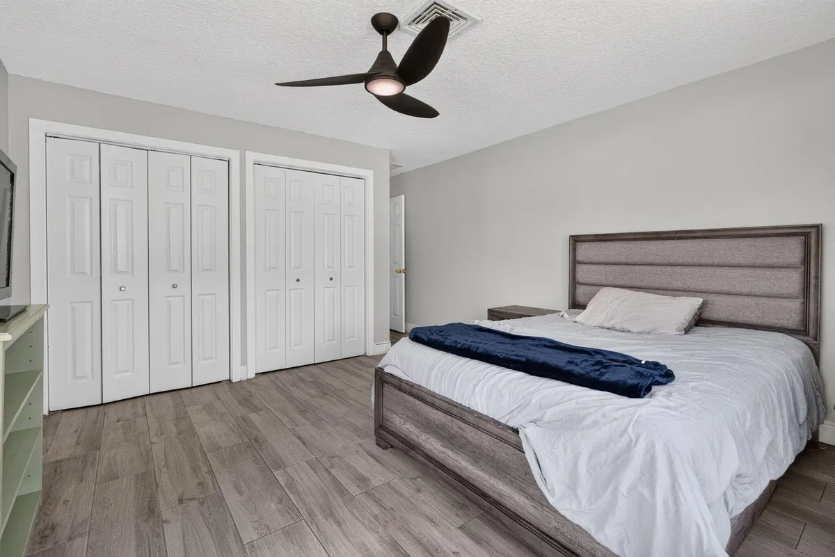  Residence photo 22
