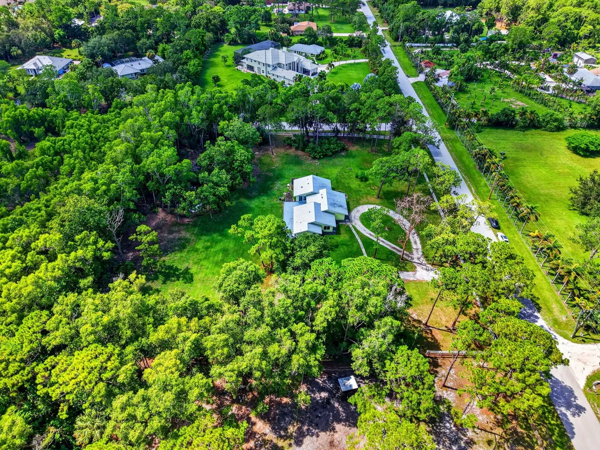 Residence photo 40