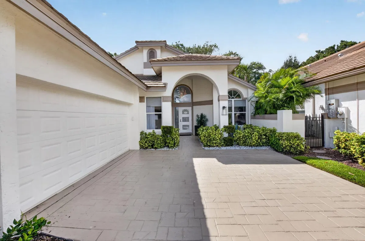 Residence photo 4