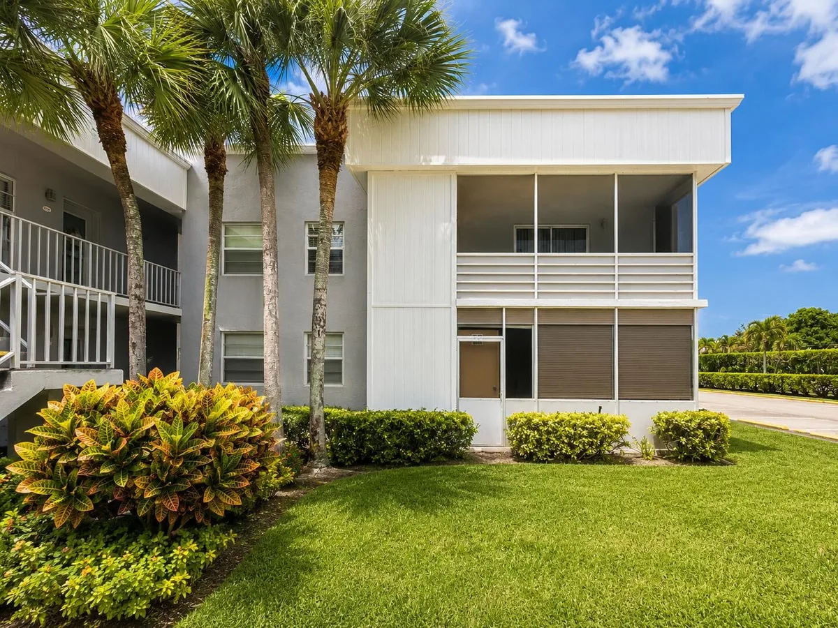  Residence photo 19