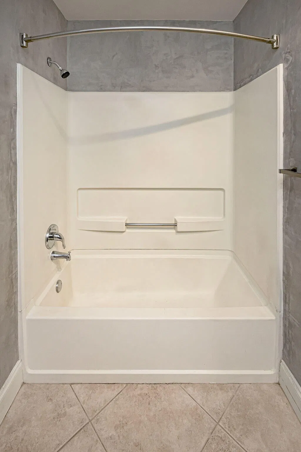 Unit 1-203 photo 16