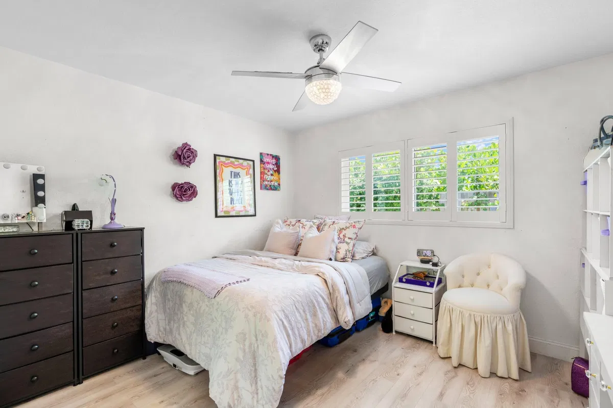  Residence photo 19