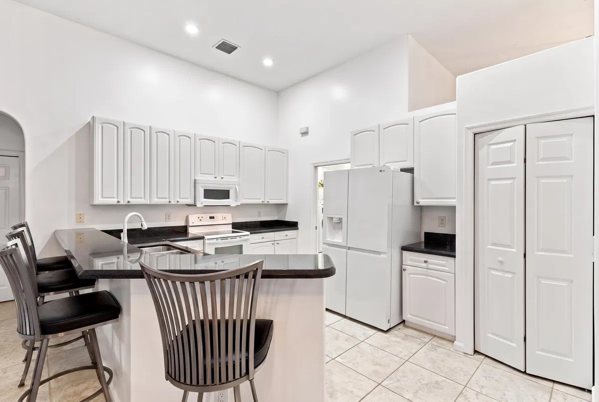 Residence photo 28