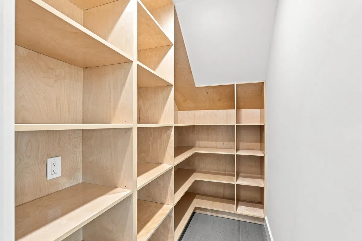  Residence photo 16