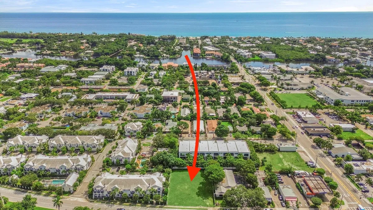 Palm Trail Delray Beach Residence photo 4