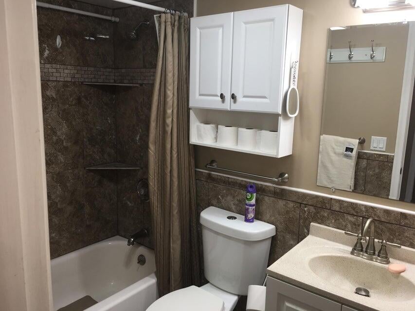  Unit 202 photo 16