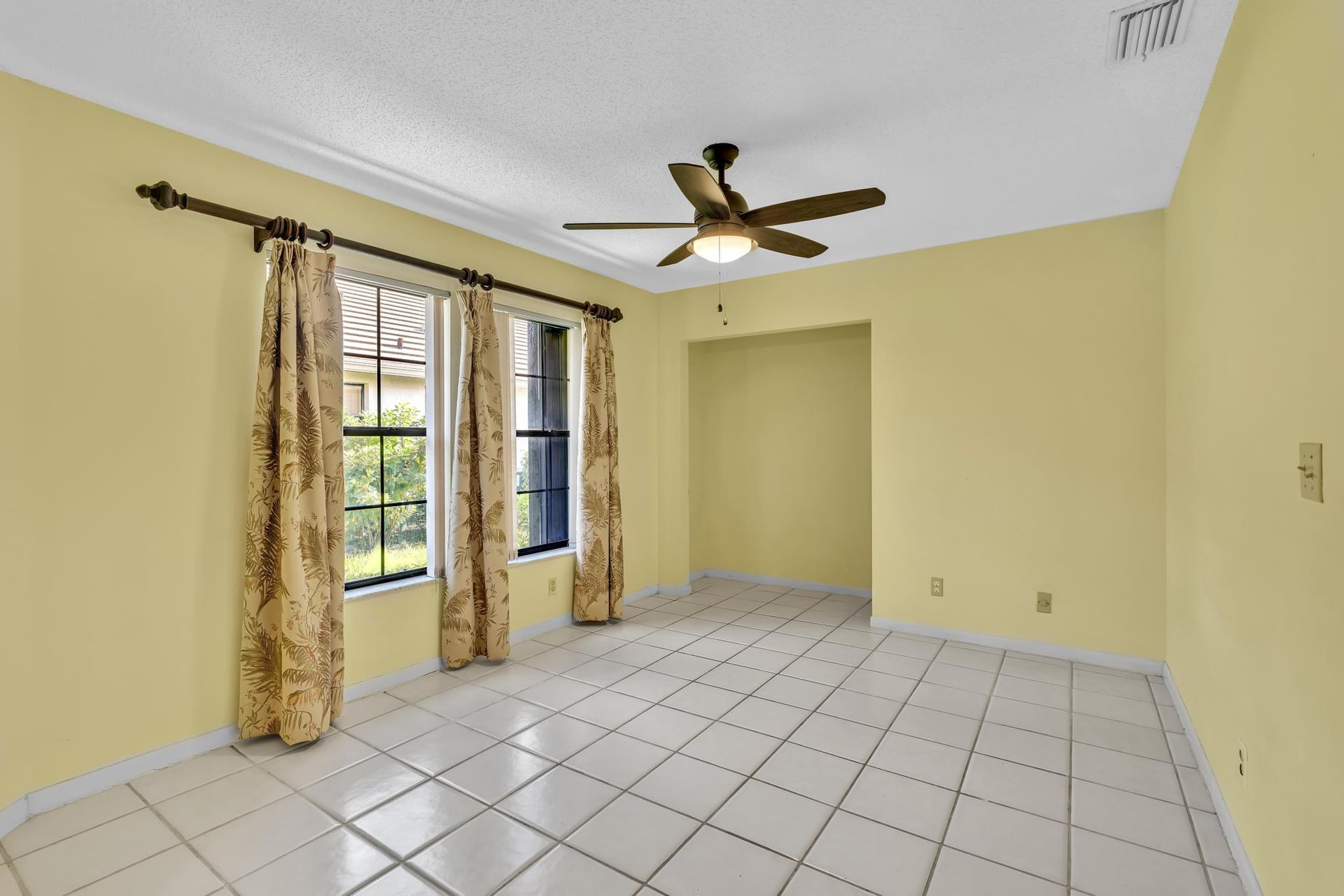  Residence photo 25