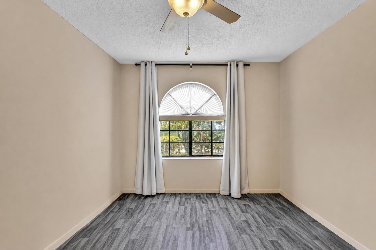  Residence photo 37
