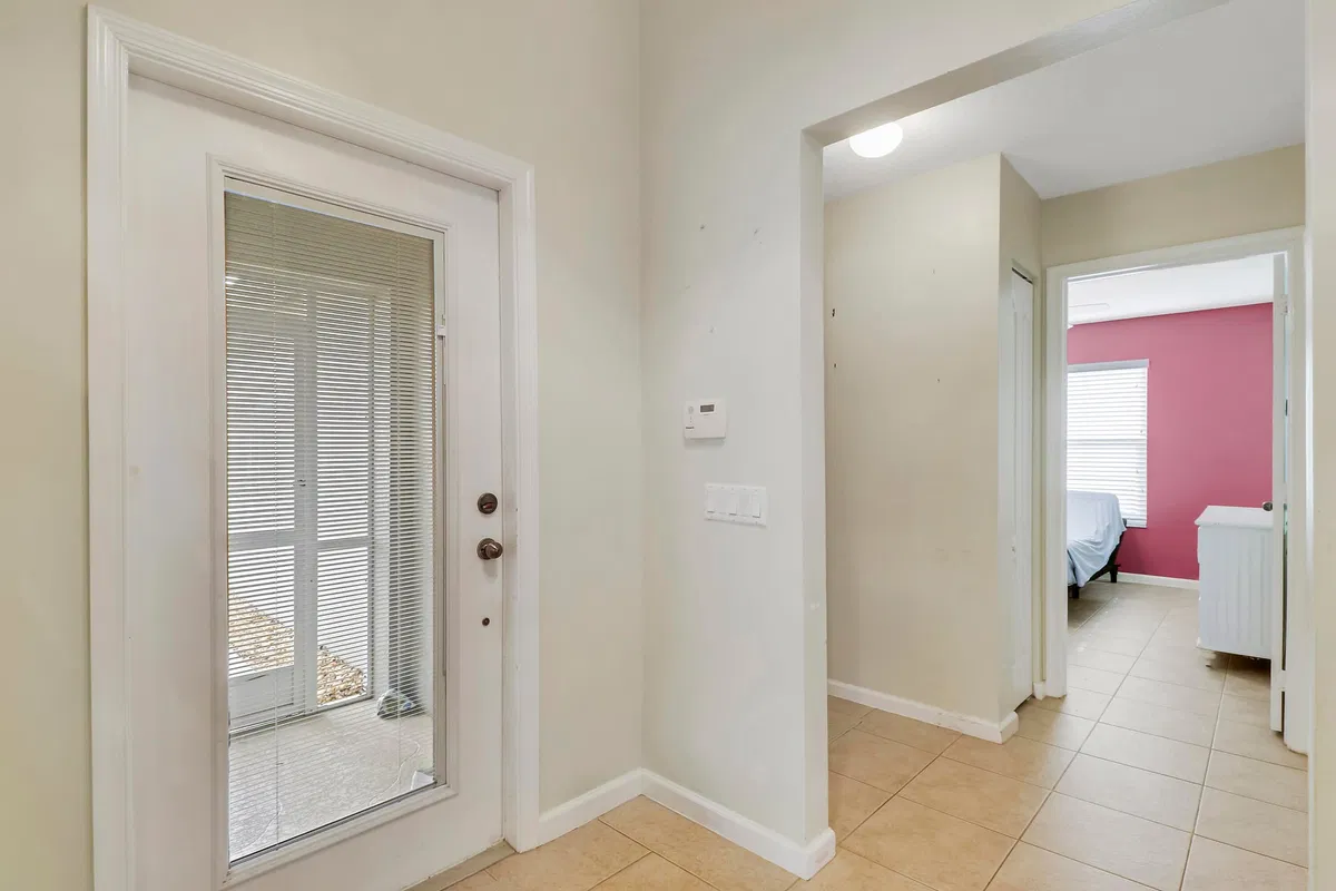  Residence photo 22