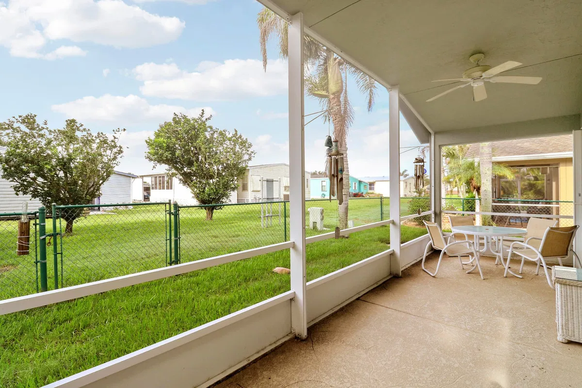  Residence photo 37