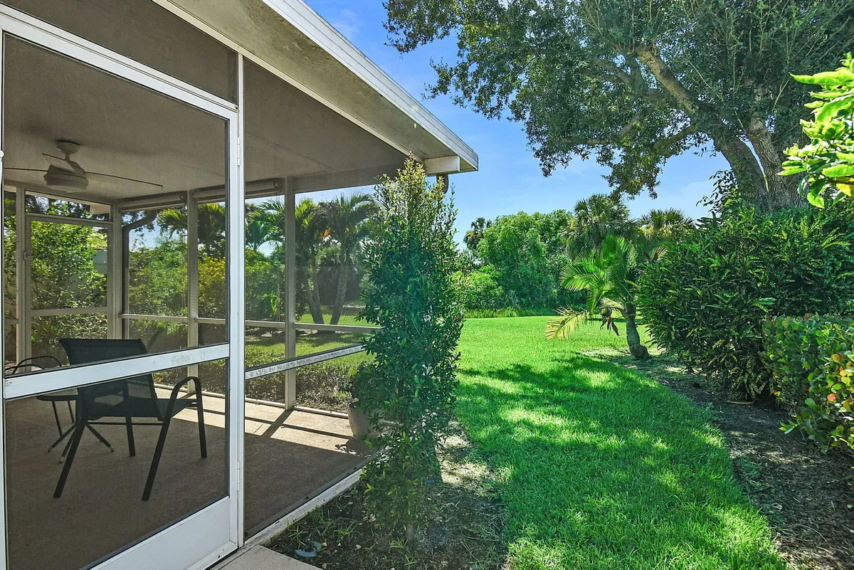  Residence photo 25