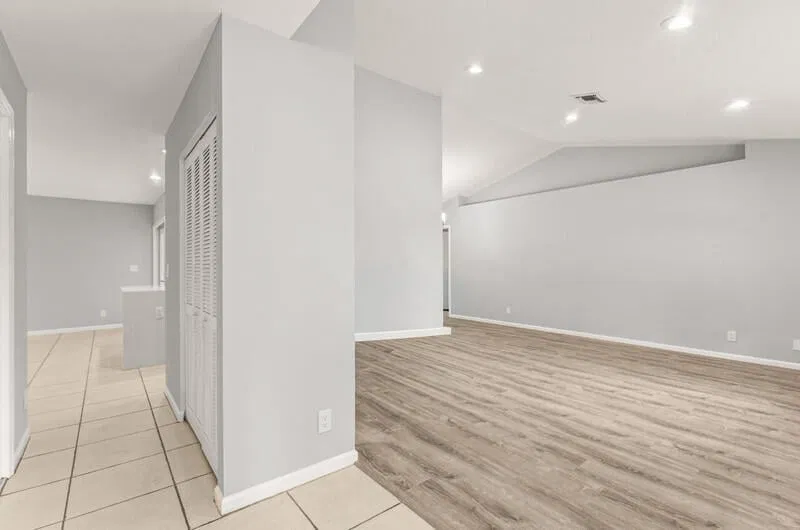  Residence photo 16