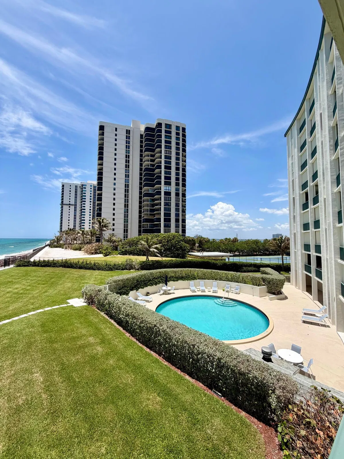 Singer Island Residence photo 16