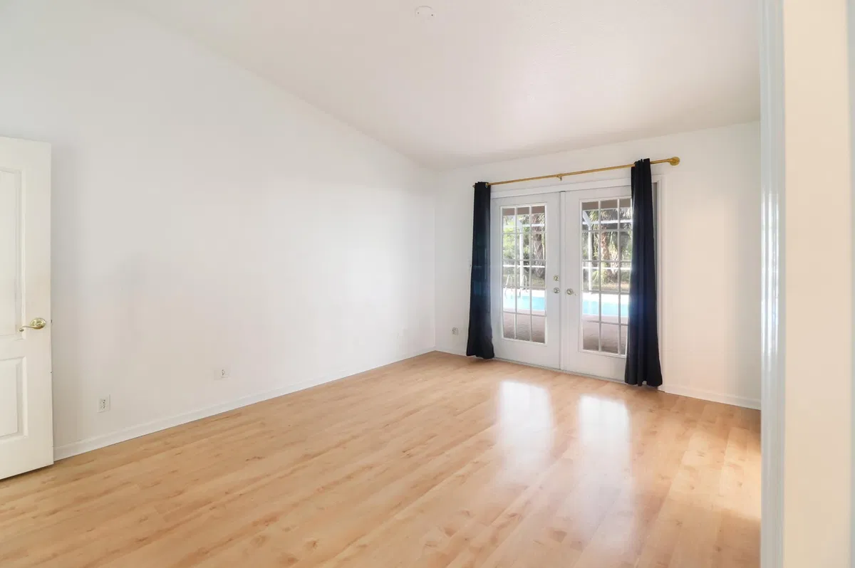  Residence photo 19