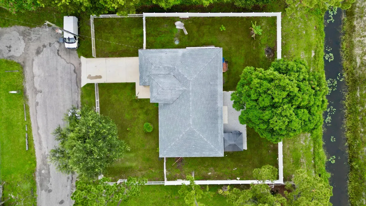  Residence photo 10