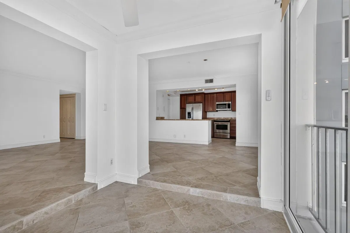 Downtown Delray Beach Unit 4F photo 13