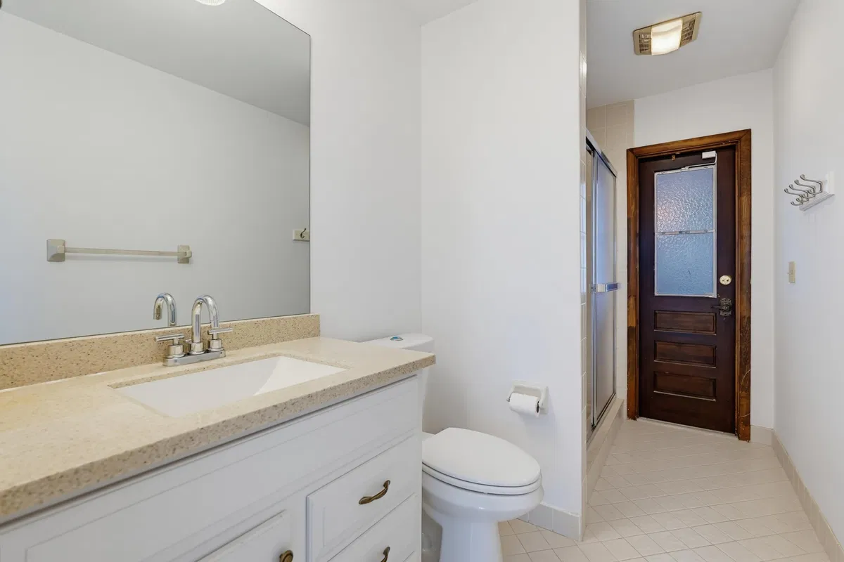  Residence photo 10