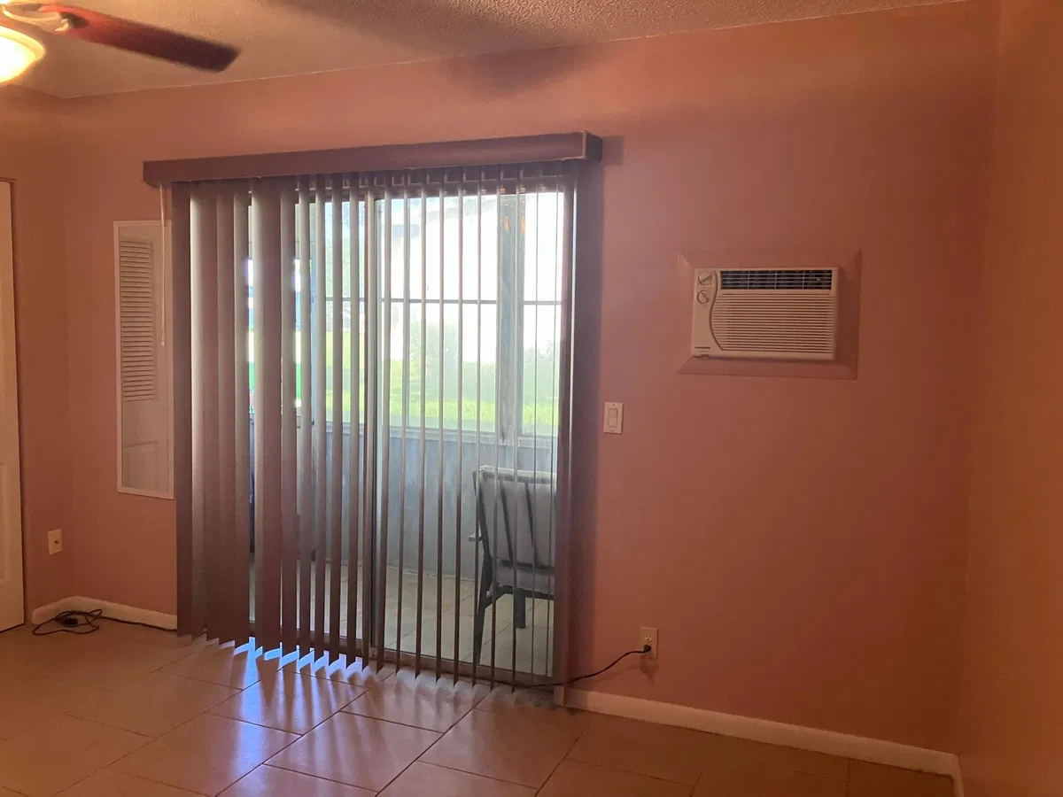 Residence photo 16