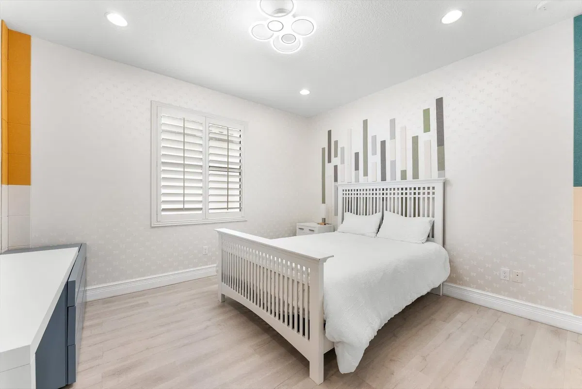 Residence photo 16