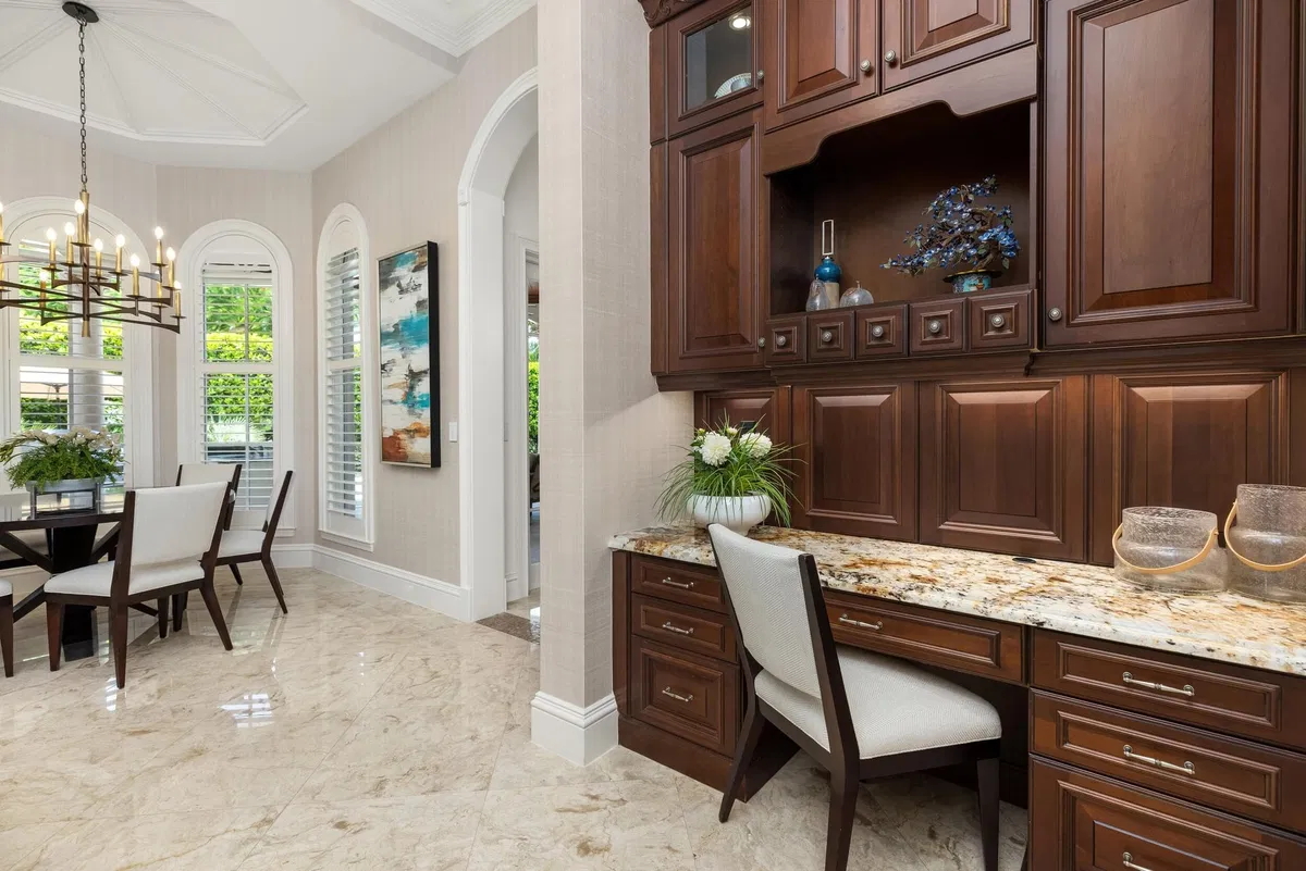Royal Palm Yacht and Country Club Residence photo 25