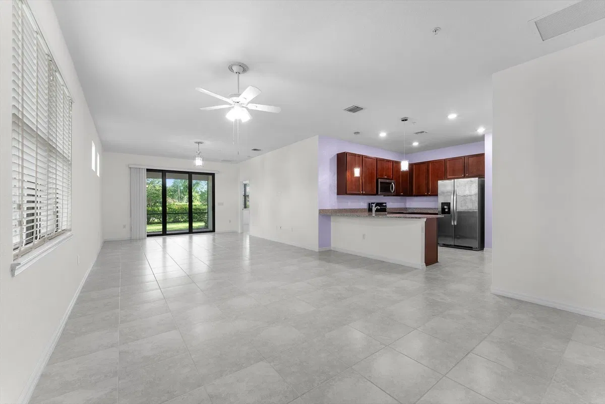  Residence photo 10