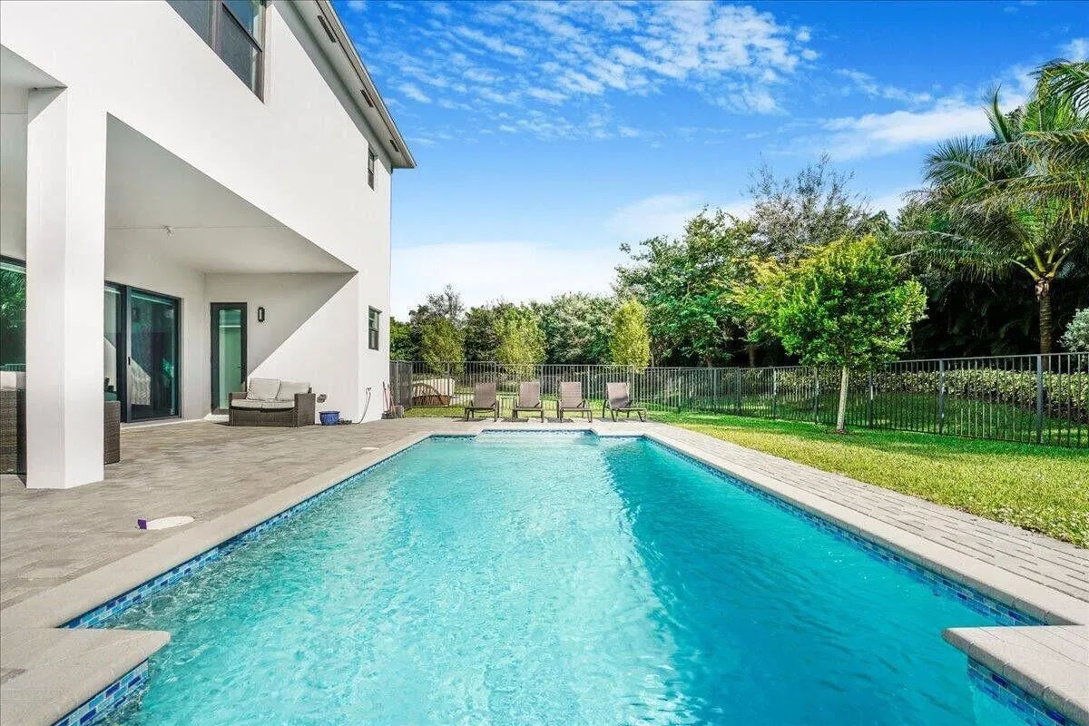 Boca Bridges Residence photo 28