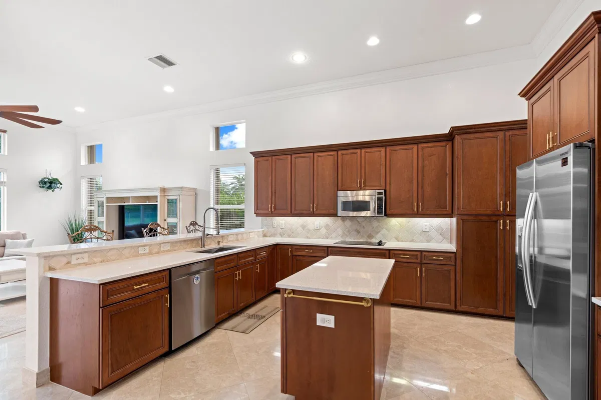  Residence photo 19