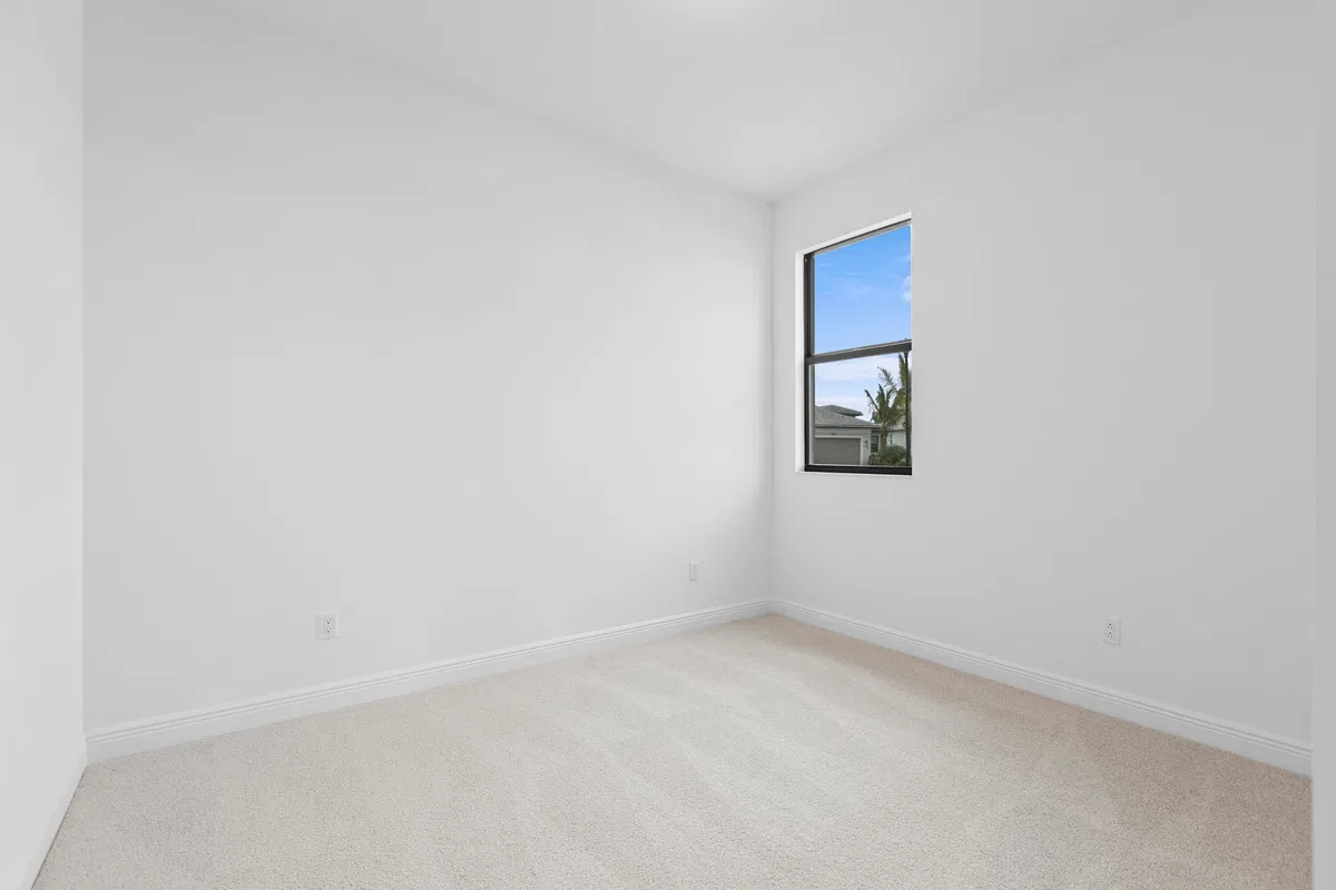 Residence photo 25