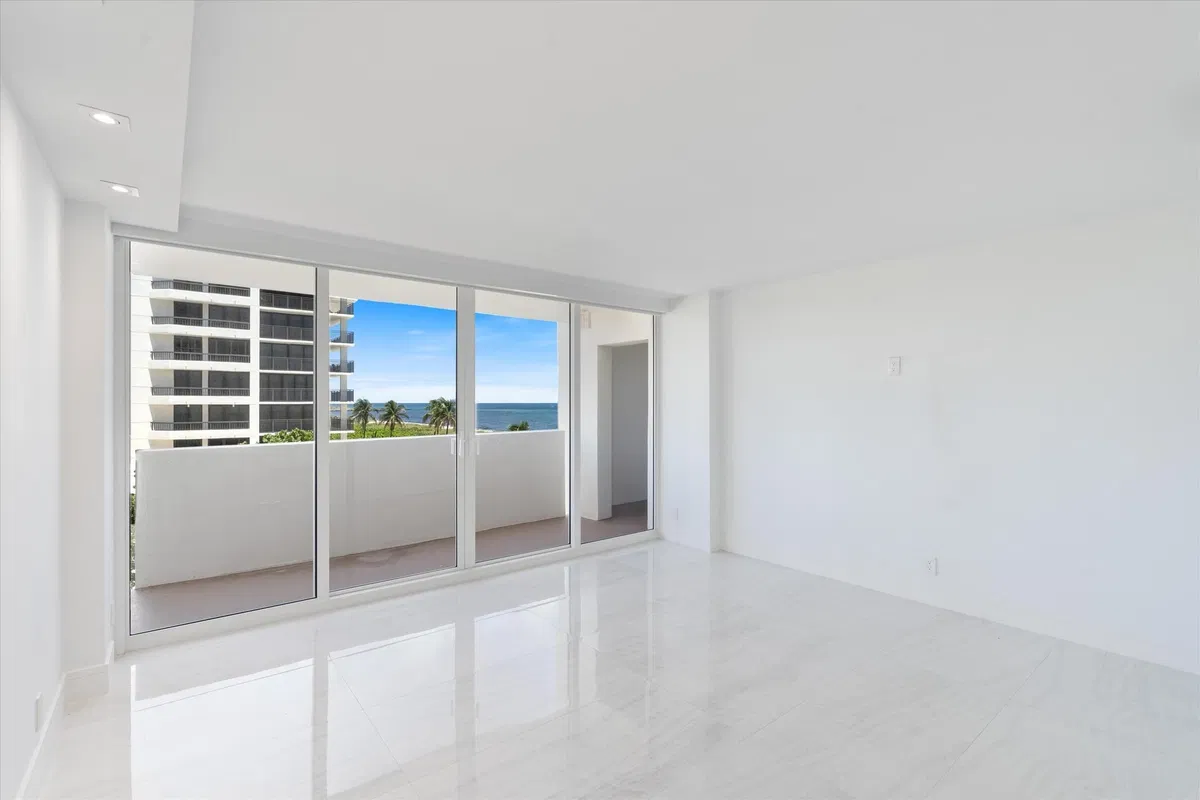 Boca Raton Unit 3J photo 16